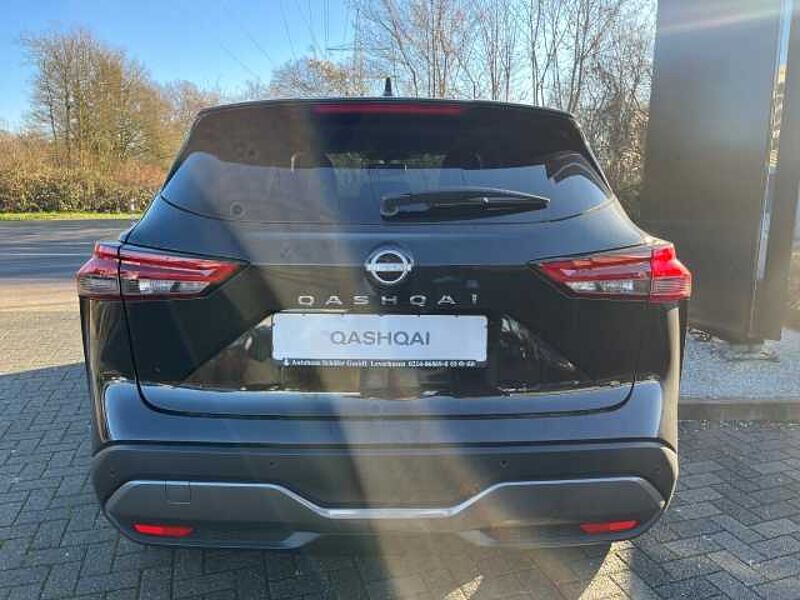 Nissan Qashqai (2022) N-CONNECTA 1.3 DIG-T MHEV 140PS MT Winter-P Business-P Tech-P-MT HUD