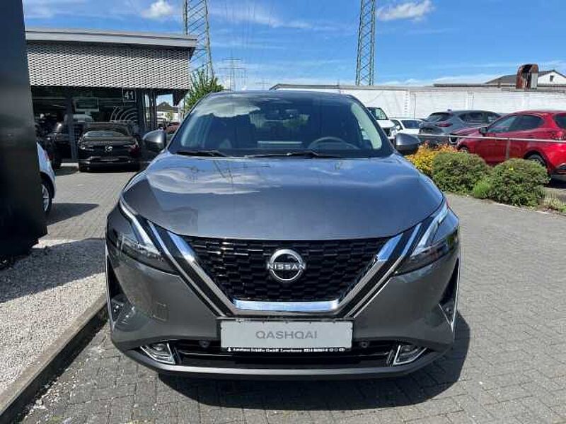 Nissan Qashqai (2022) N-CONNECTA 1.3 DIG-T MHEV 140PS MT Winter-P Business-P Tech-P-MT HUD