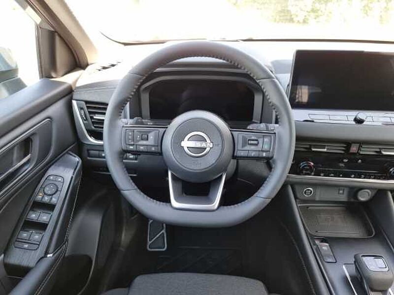 Nissan Qashqai (2022) N-CONNECTA 1.3 DIG-T MHEV 158PS Xtronic Winter-P Business-P Tech-P HUD