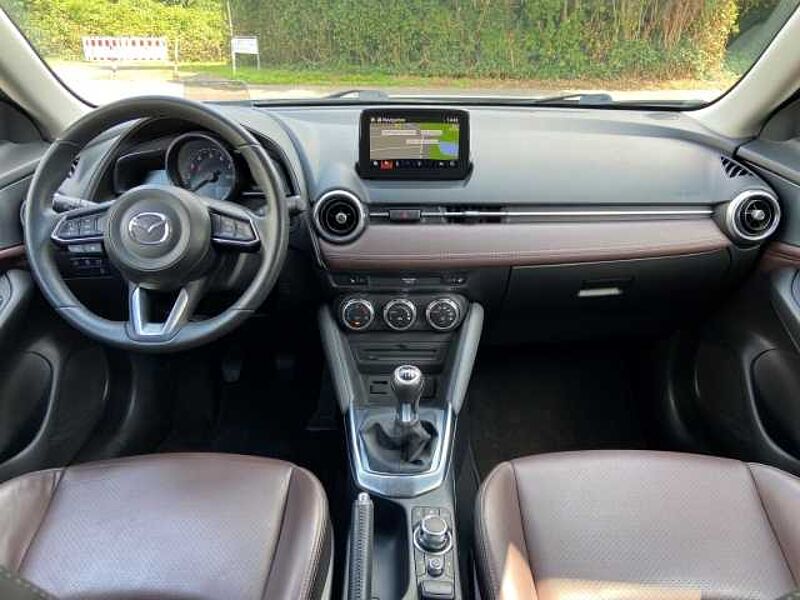 Mazda CX-3 Kizouku SHZ Temp HUD Navi Klimaautom Rückfahrkam. Spurwechselassistent Notbremsa