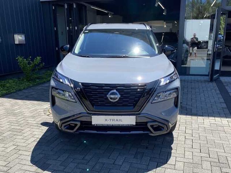 Nissan X-Trail (2024) N-TREK 1.5 VC-T e-POWER Navi Leder digitales Cockpit Memory Sitze 360 Kam