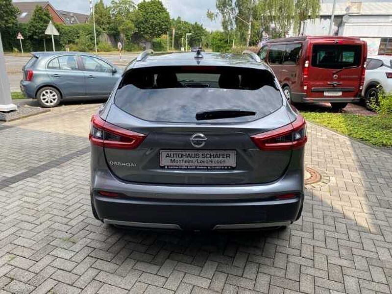 Nissan Qashqai Tekna 360 Kamera SHZ Temp Klimaautom Navi Verkehrszeichenerk. Notbremsass. Spurh