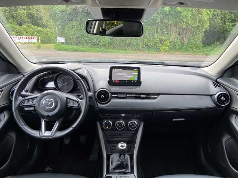 Mazda CX-3 Signature+ Temp Navi Klimaautom Multif. Lenkrad DAB Sprachsteuerung Notbremsass.