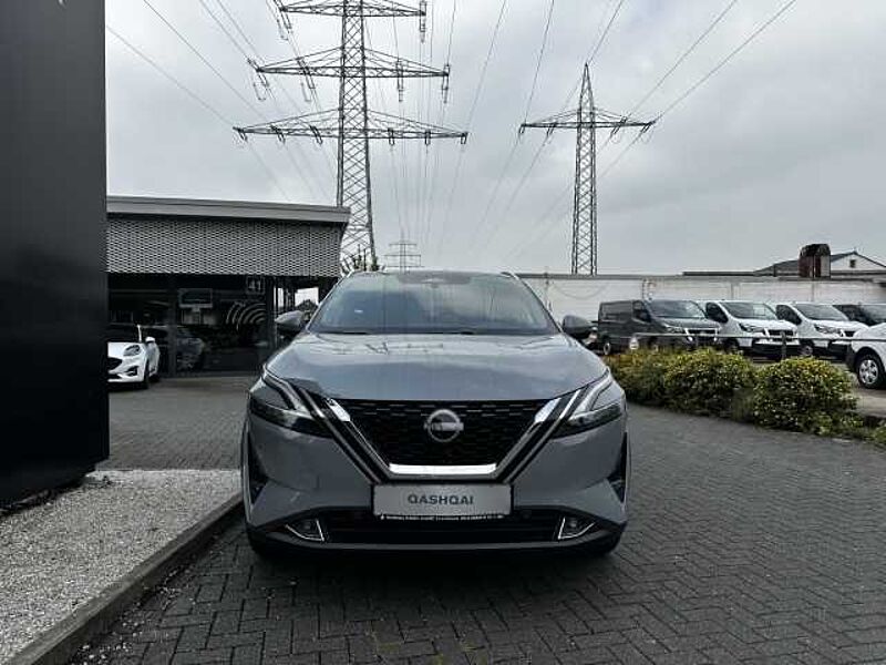 Nissan Qashqai TEKNA 1.3 DIG-T MHEV Xtronic Design-P Bose-P Leder LED Navi Keyless e-Sitze HUD