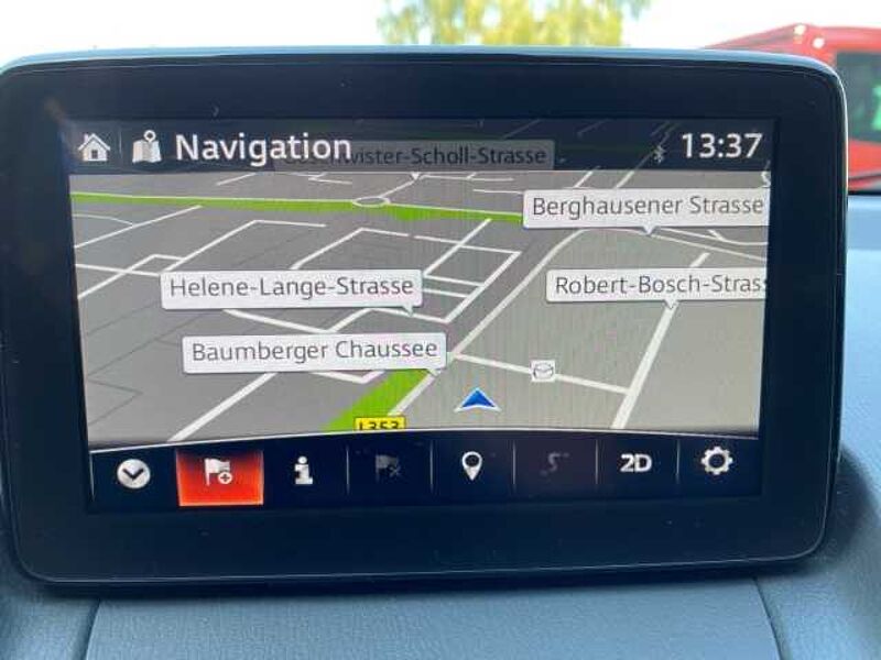 Mazda CX-3 Sport HUD SHZ Temp Klimaautom DAB Rückfahrkam. Notbremsass. Spurwechselassistent