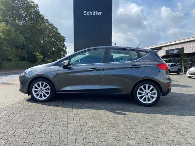 Ford Fiesta Titanium SHZ LenkradHZG Klimaautom DAB In. Spiegel-aut. -abl. Notbremsass. Spurhal