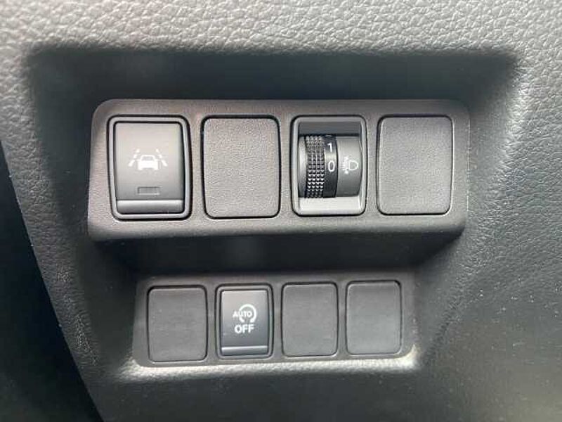 Nissan Qashqai Zama 360 Kamera SHZ Temp Klimaautom Navi Multif. Lenkrad Notbremsass. Verkehrszei