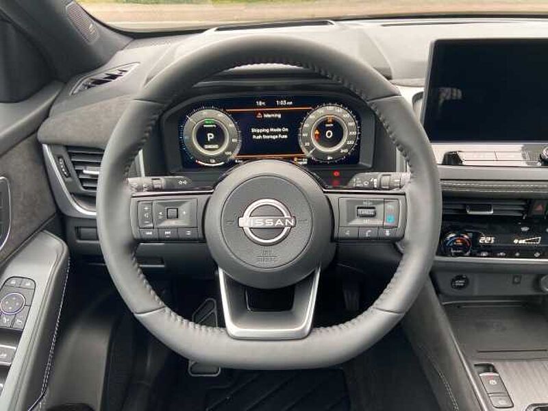 Nissan Qashqai (2024) TEKNA+ 1.5 VC-T e-POWER HUD Panorama Navi Leder digitales Cockpit Alu