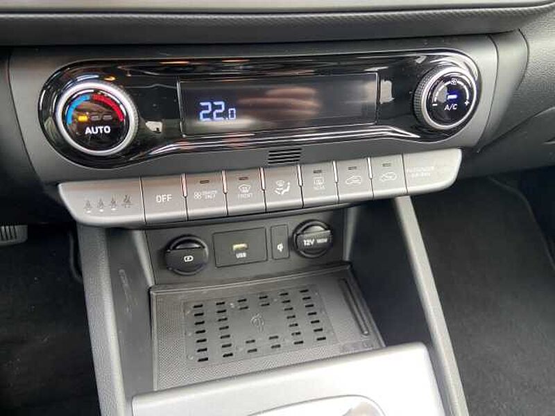 Hyundai KONA Prime Klimasitze HUD SHZ ACC Apple CarPlay LenkradHZG Rückfahrkam. e-Sitze Verke