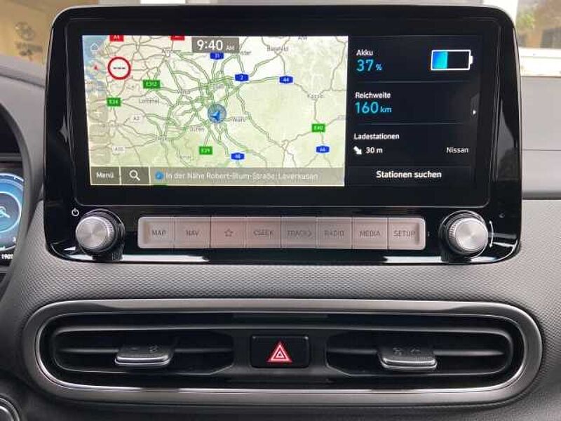 Hyundai KONA Prime Elektro HUD Navi digitales Cockpit Soundsystem LED ACC Apple CarPlay Andro