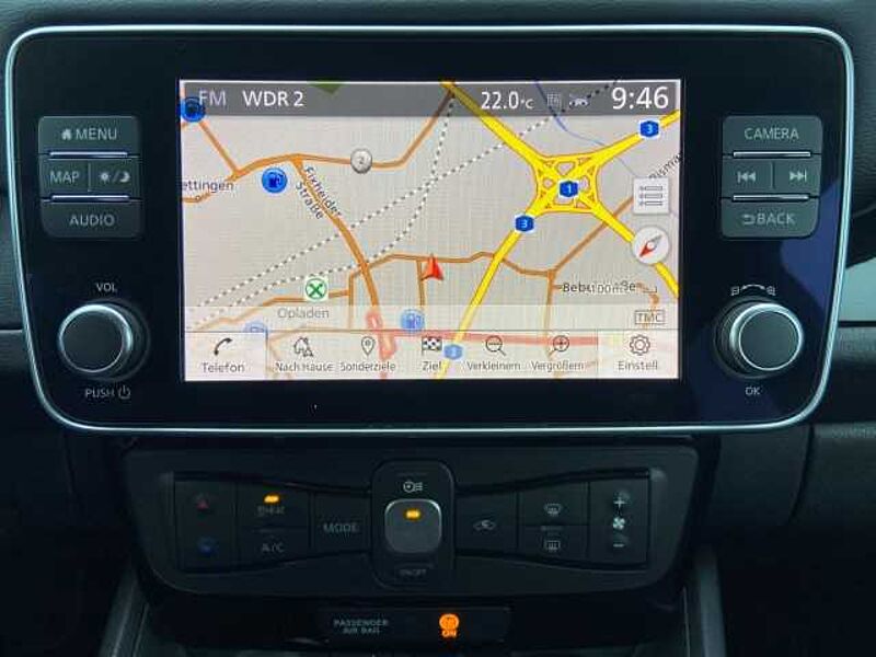 Nissan Leaf N-Connecta Navi LED ACC Apple CarPlay Android Auto Klimaautom Kom-paket DAB Ambi