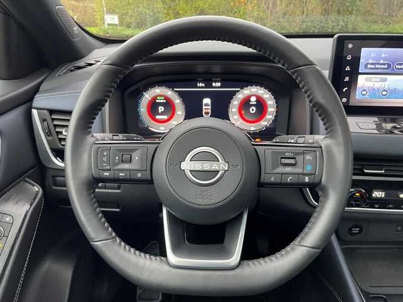 Nissan Qashqai Tekna+ e-Power HUD Panorama Navi Leder Memory Sitze 360 Kamera digitales Cockpit