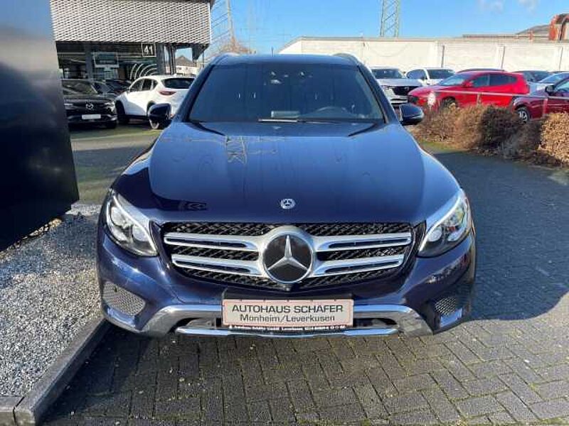 Mercedes-Benz GLC 250 d 4Matic Luftfederung AD AHK-klappbar El. Panodach Navi Leder Memory Sitze