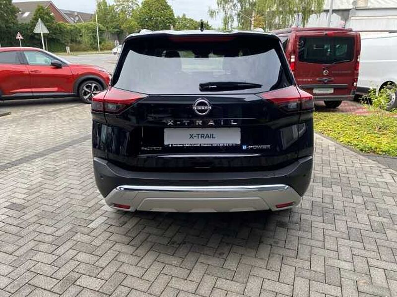 Nissan X-Trail (2024) TEKNA 1.5 VC-T e-4ORCE 213PS 7-Sitze PGD Bose-P HUD Navi digitales Cockpi