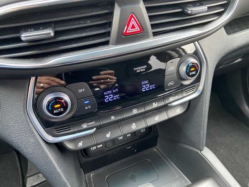 Hyundai SANTA FE Premium HUD El. Panodach Navi Leder Memory Sitze Soundsystem 360 Kamera Klimasit