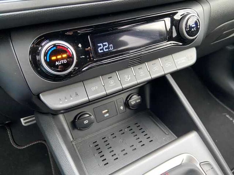 Hyundai KONA N Line Apple CarPlay SHZ Temp Navi LenkradHZG Rückfahrkam. Verkehrszeichenerk.